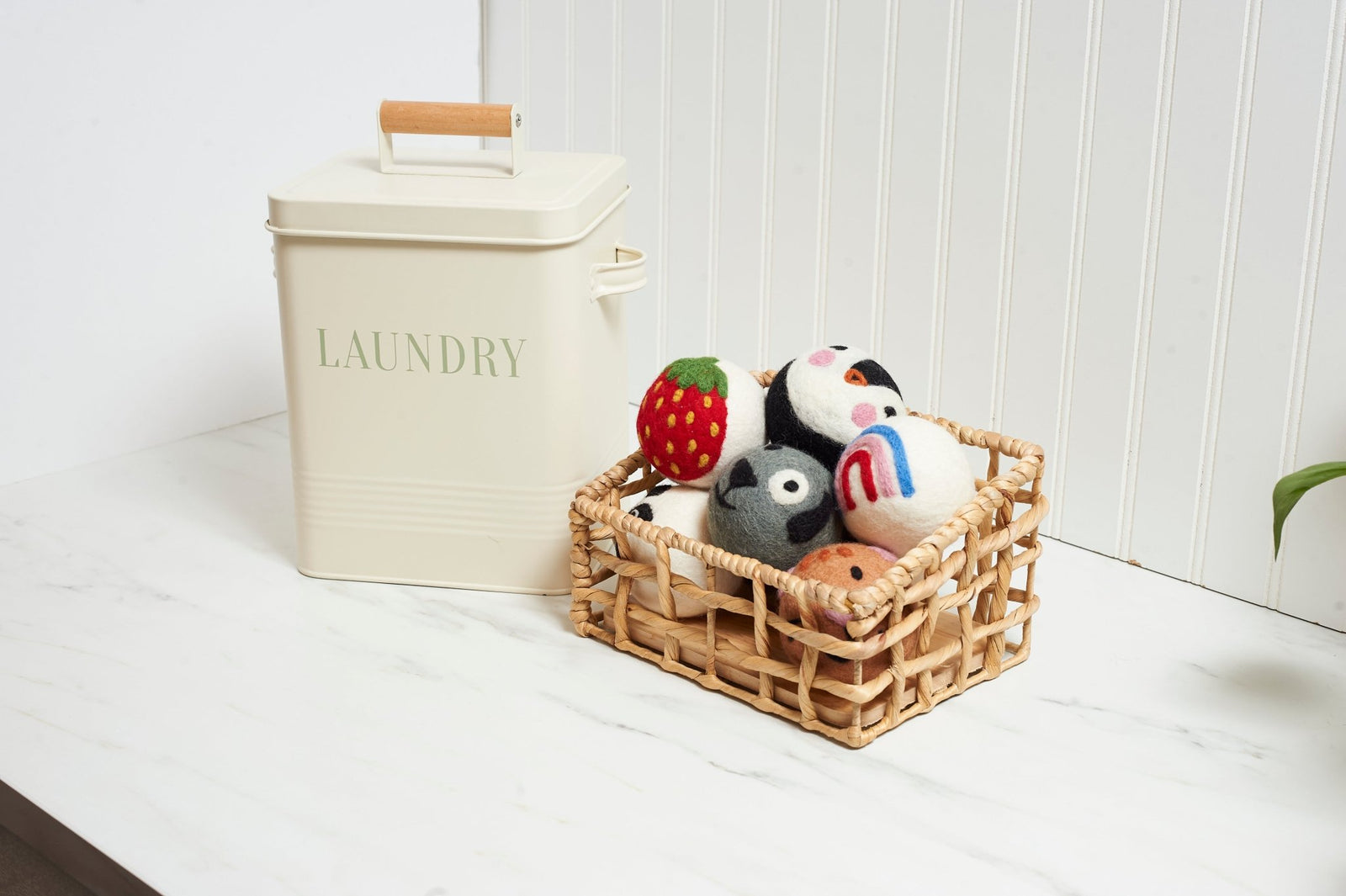 Dryer Sheets vs. Dryer Balls - Once Again Home Co.